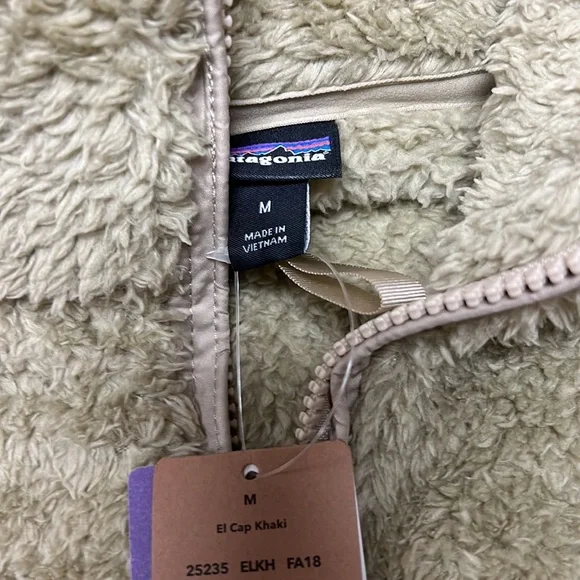 NWT - Picture 4 of 4